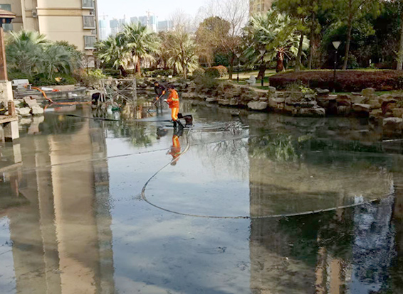 黔西景观池淤泥清理